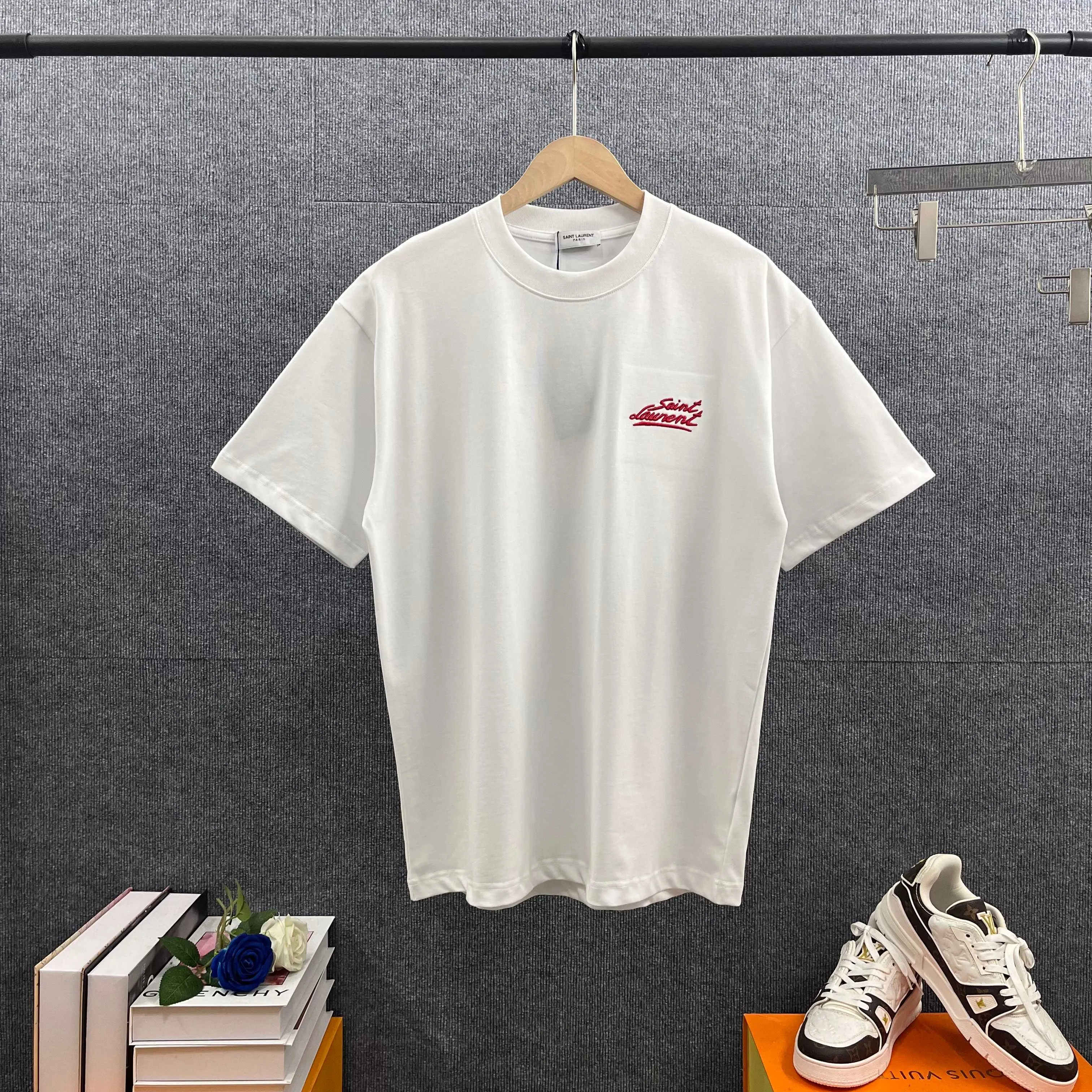 ysl* * * 2026 New Arrival Classic + ， Same Style Size： S （90-130 ） M （120-150 ） L （140-165 ） XL （160-180 ） XXL （180-210 ） ：Black White